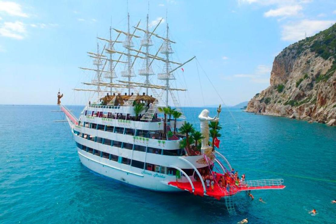 Antalya Custom Built Large Boat & Mega Yacht Rental – 5